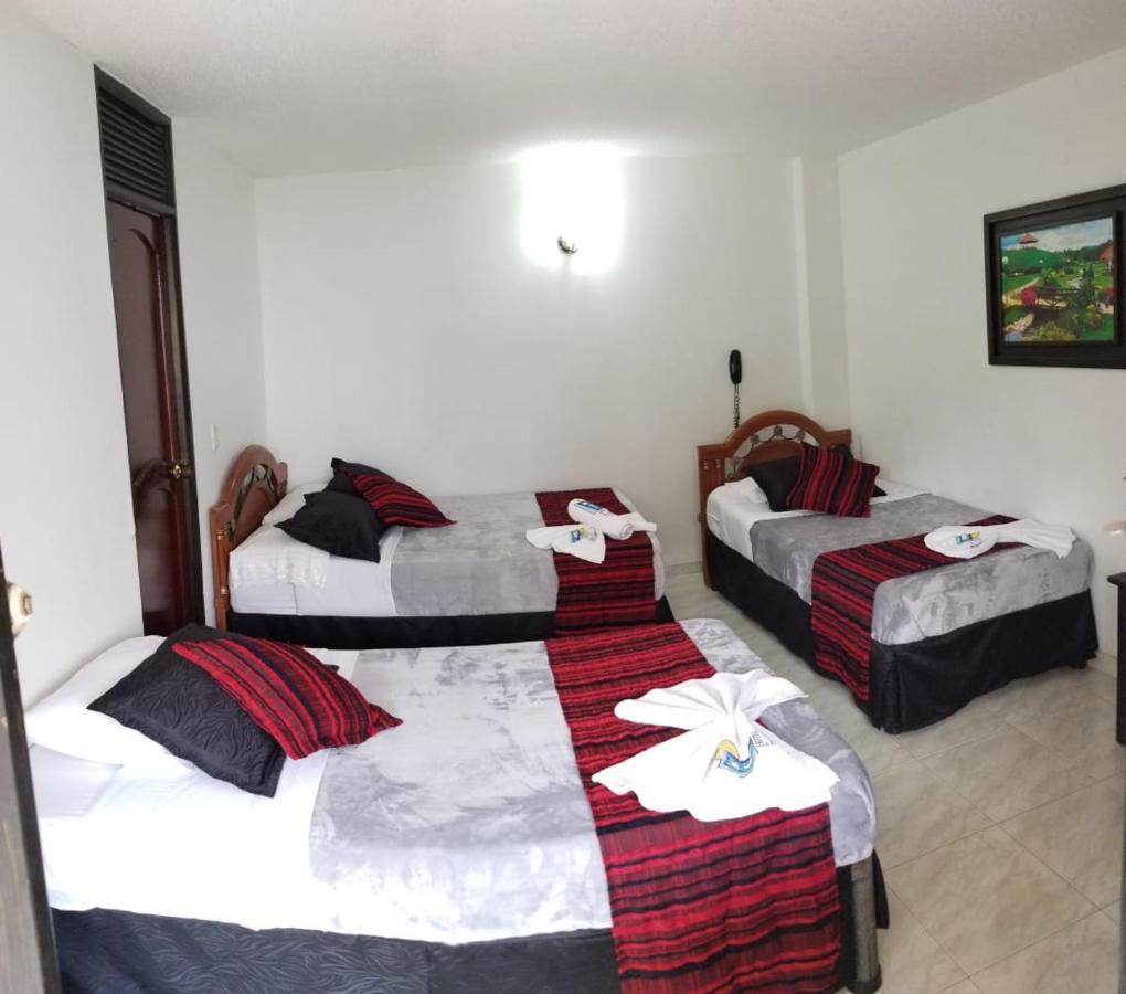 Hotel La Puerta Del Sol La Vega  Bagian luar foto